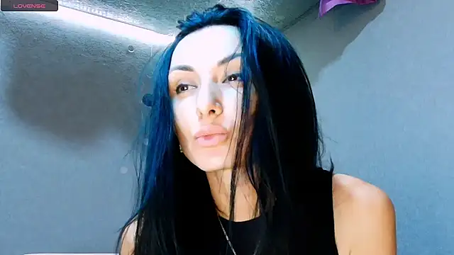 Siaconna stripchat live cam model