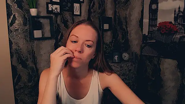 GloriaSi_ stripchat live cam model