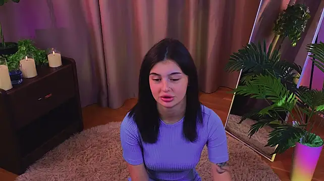 NomNomNugget stripchat live cam model