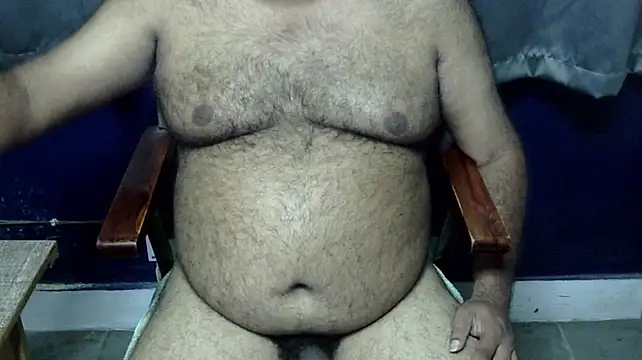 hairysubcub_70 stripchat live cam model