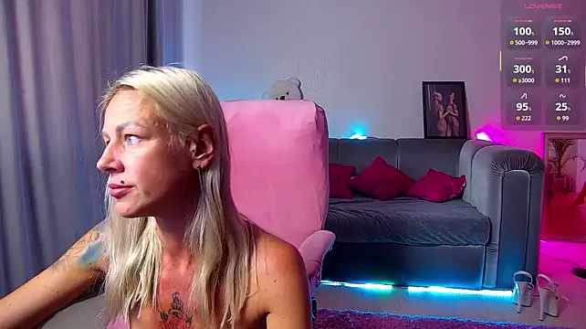 Skinny_Nally stripchat live cam model