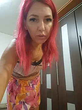 Evadesirex46 stripchat live cam model