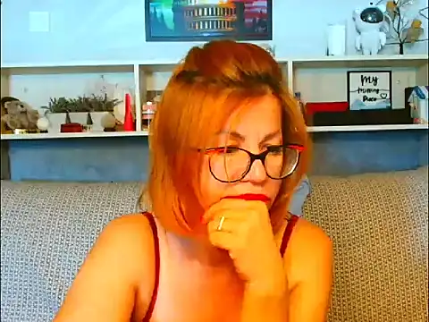 Natali3855 stripchat live cam model