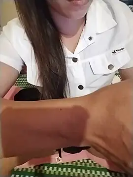 -Brooch- stripchat live cam model