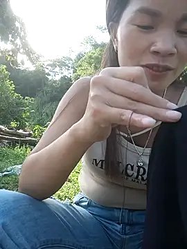 nangmo stripchat live cam model