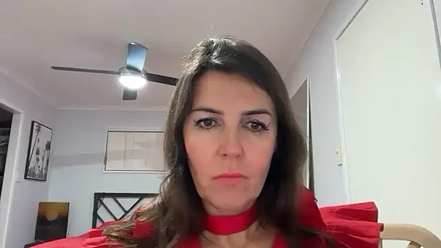 Jonellasa stripchat live cam model