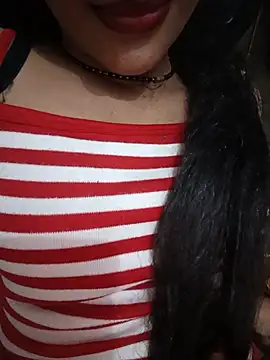 Eshwari_Chopra stripchat live cam model