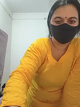 spasyQueen69 stripchat live cam model