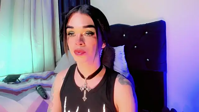 lesly_xx stripchat live cam model
