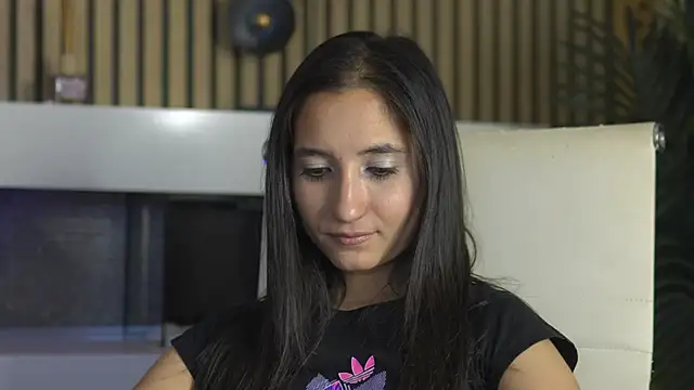 CarolinaBlair stripchat live cam model