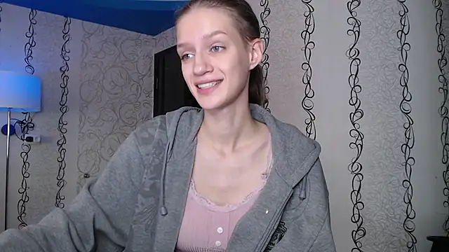 Chrissy_Joyful stripchat live cam model