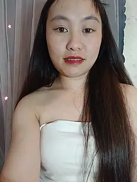 Cherry-squirtt stripchat live cam model