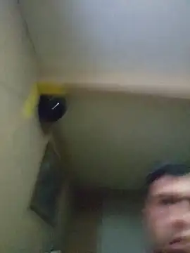 omarcastavergas stripchat live cam model