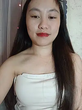 Cherry-squirtt stripchat live cam model