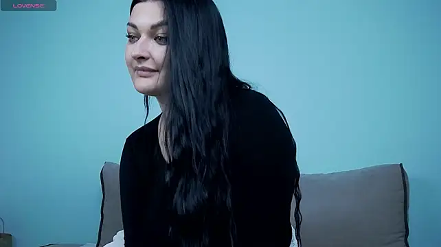 Viviennesweet stripchat live cam model