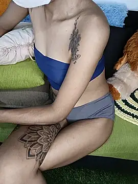 emali_baba stripchat live cam model