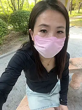 May1-Xi stripchat live cam model