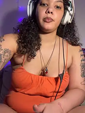 tastylolaaa stripchat live cam model