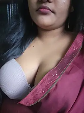 Aruna-1 stripchat live cam model