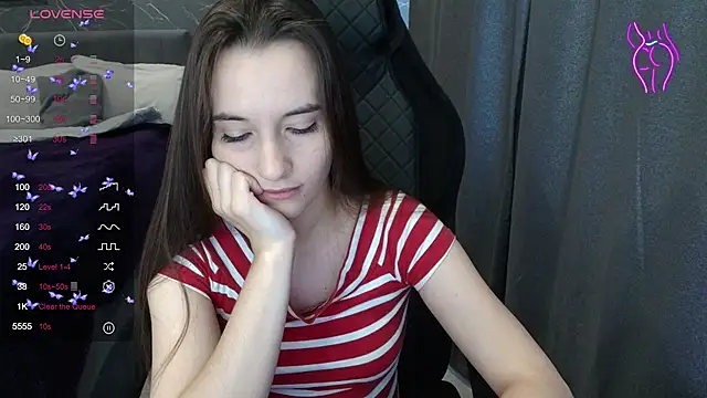 Alice_Weiss stripchat live cam model