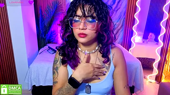 kristen_tay stripchat live cam model