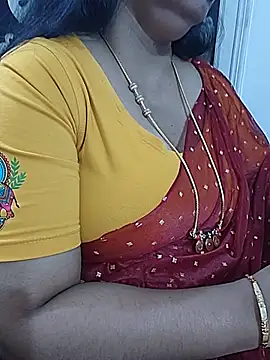 Nayana_456 stripchat live cam model