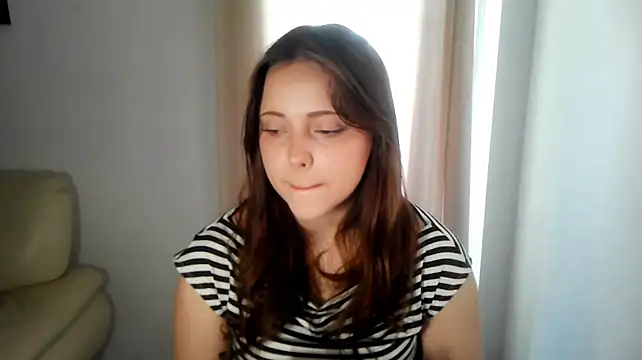 TabithaKua stripchat live cam model