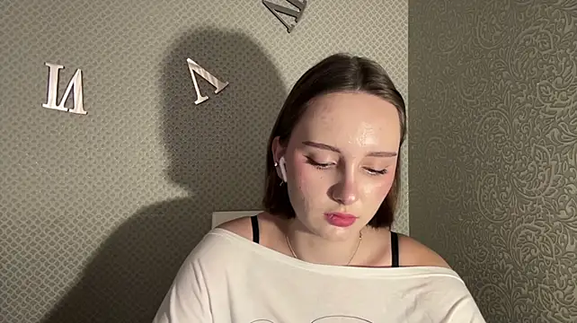 LovieClausing stripchat live cam model