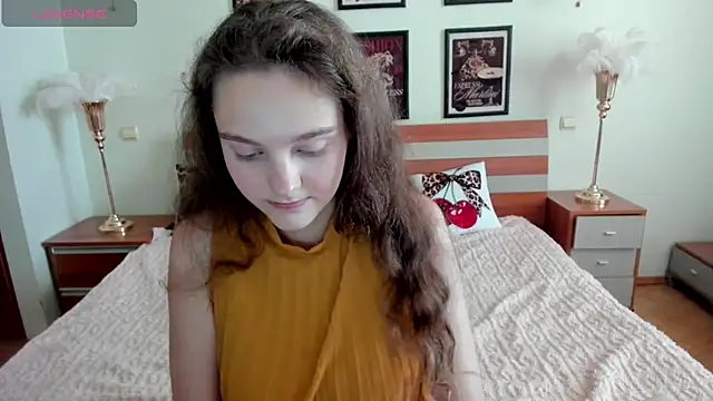 CordeliaJones stripchat live cam model