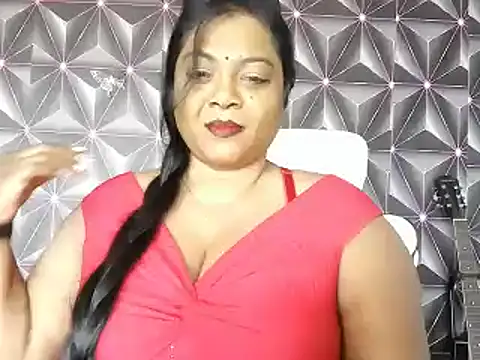 IndianDelia stripchat live cam model
