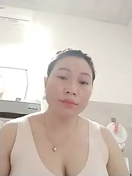 Cong2211 stripchat live cam model