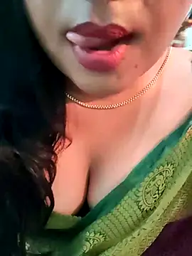 Ramya_369 stripchat live cam model