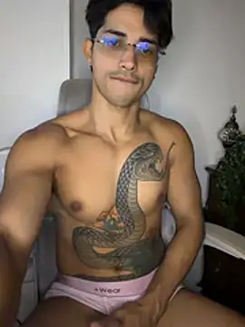 David_Tresh5 stripchat live cam model