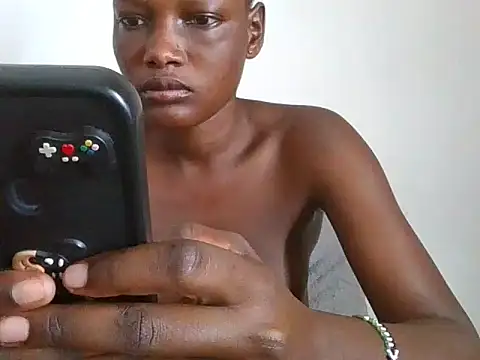 VerrieValie stripchat live cam model