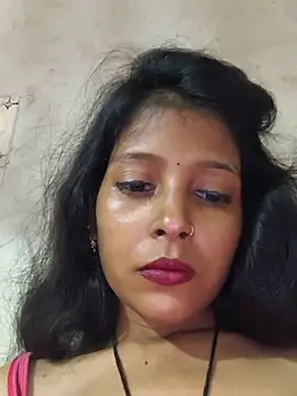 Gud_girl_Nilu stripchat live cam model