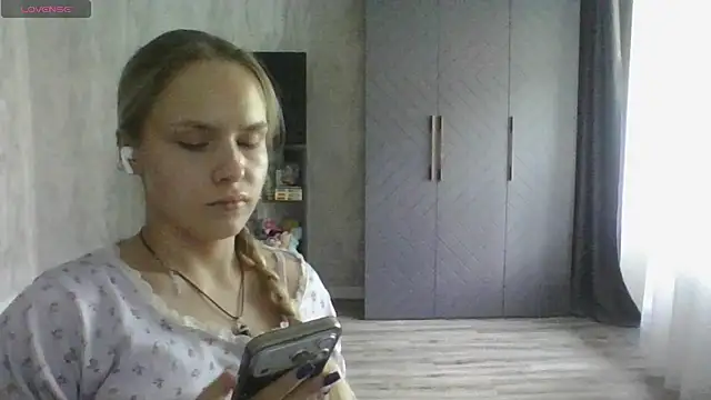 Annie_Cohn stripchat live cam model