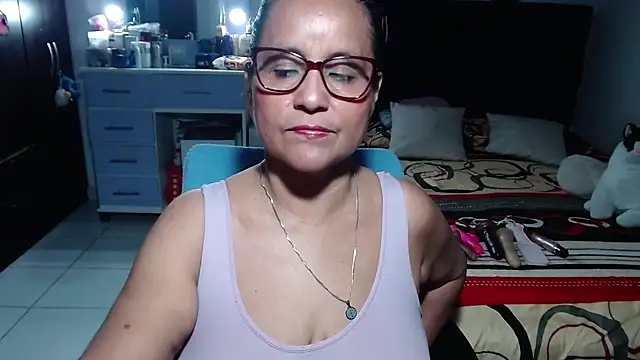 pervert_mommy_ stripchat live cam model