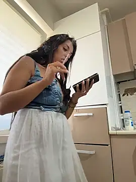 Almmaxxxx stripchat live cam model