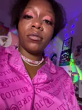 Kaysfatjuicepuss stripchat live cam model