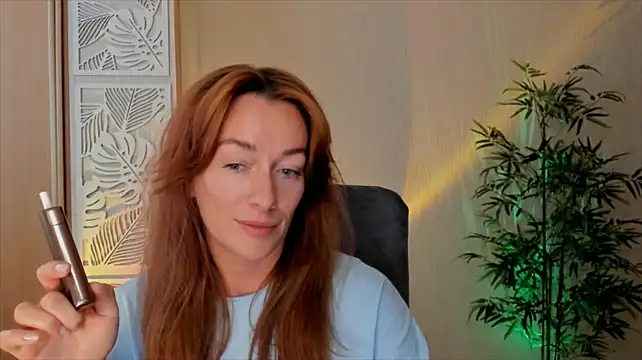 RebeccaMartinez stripchat live cam model