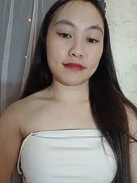 Cherry-squirtt stripchat live cam model