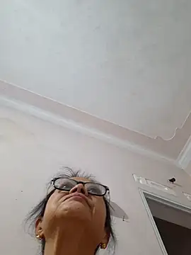 Hotestlove stripchat live cam model