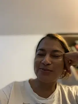 Jlo_69 stripchat live cam model