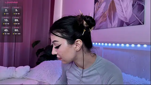 Veronica_leal stripchat live cam model