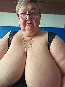 Awn290668 stripchat live cam model