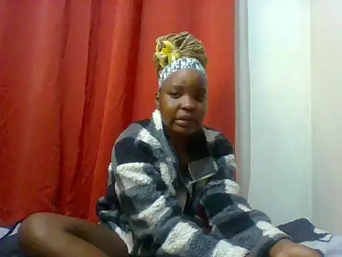 Luxy_butee stripchat live cam model
