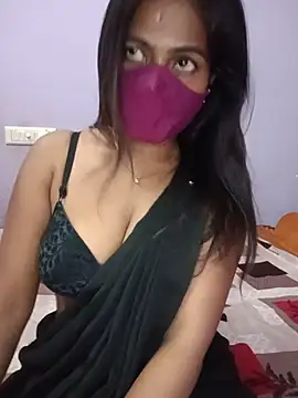 Tamil_kavinila stripchat live cam model