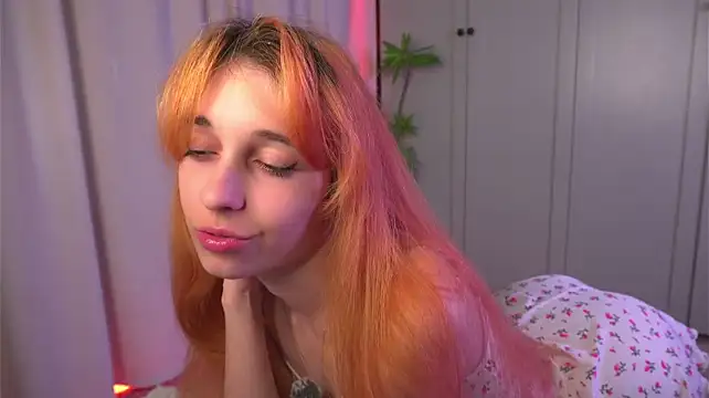 tgirlfoxy stripchat live cam model