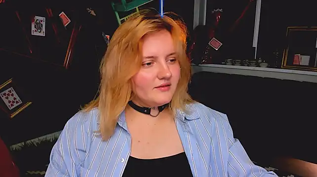 KathyBriggs stripchat live cam model
