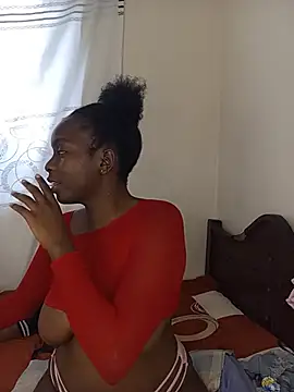 naughty_booty stripchat live cam model